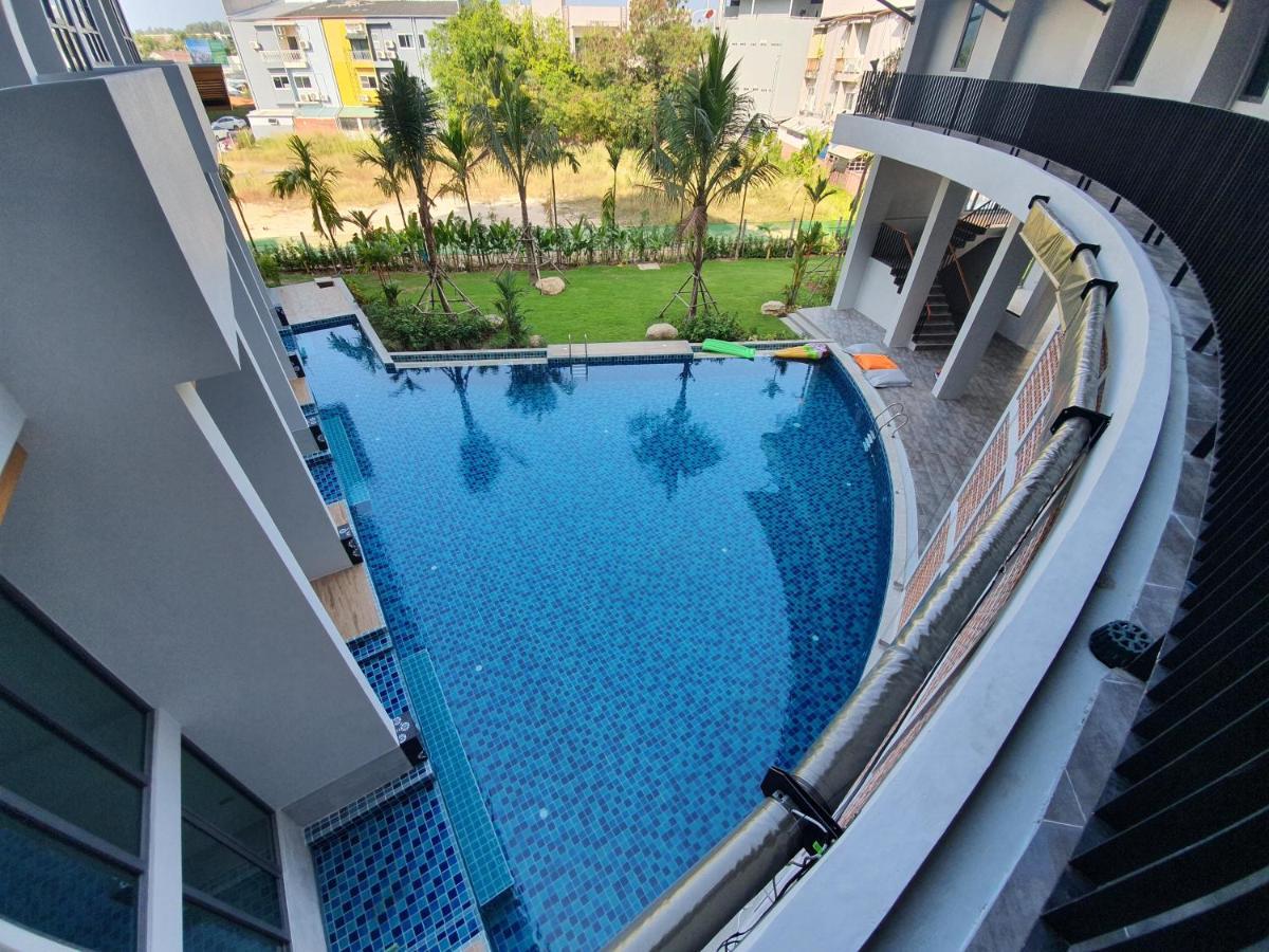 Atom Phuket Hotel -SHA Plus Nai Yang Beach Exterior foto