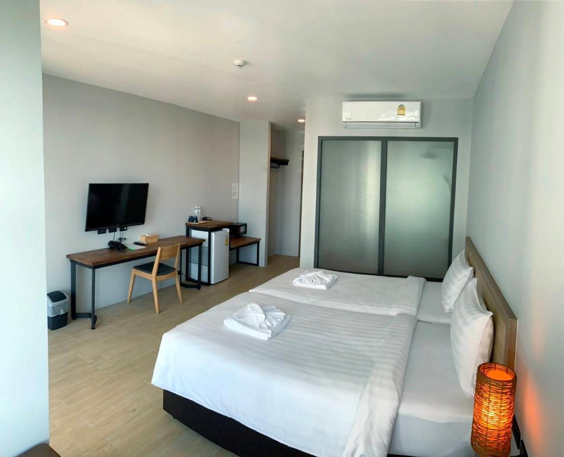 Atom Phuket Hotel -SHA Plus Nai Yang Beach Exterior foto